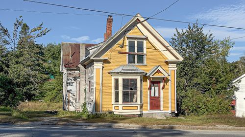 29 Portland Road, Bridgton, ME, 04009 | Card Image