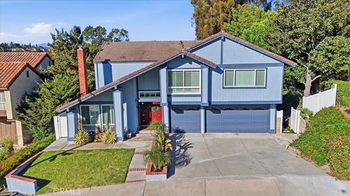 6471 E Shady Valley Ln, Anaheim, CA, 92807 | Card Image