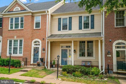 3639 Ransom Pl, ALEXANDRIA, VA, 22306-1476 | Card Image