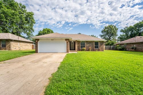 3813 W Harrison St, Springfield, MO, 65802-5753 | Card Image