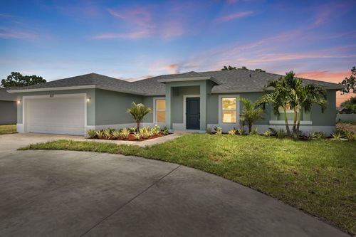 637 Nw Bayshore Blvd, Port St. Lucie, FL, 34983-1083 | Card Image