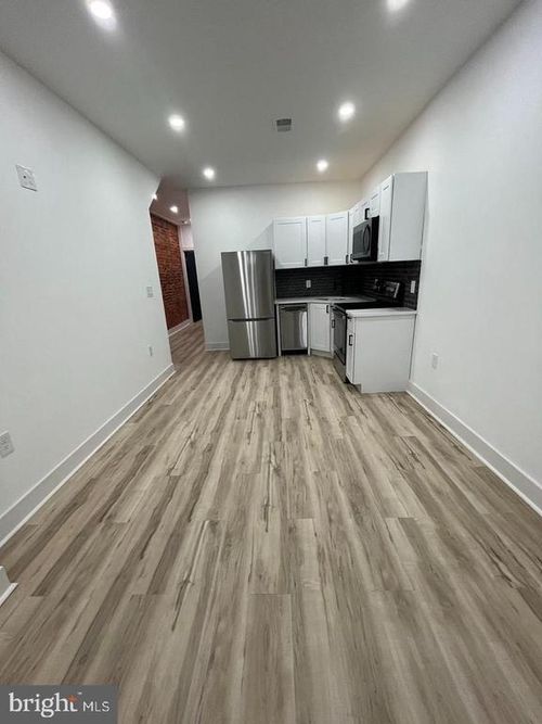 4817 N 15th St, Philadelphia, PA, 19141-2103 | Card Image