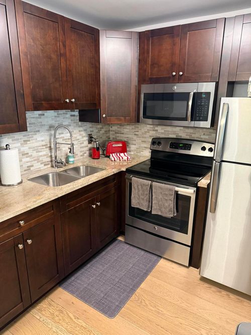 107-2920 Cynthia Ln, Lake Worth Beach, FL, 33461-5806 | Card Image