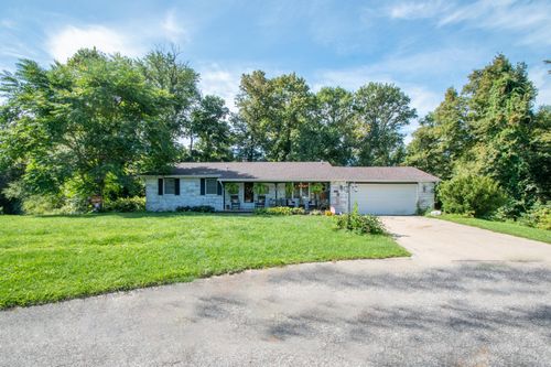 611 Bayberry Ct, Valparaiso, IN, 46385-8959 | Card Image