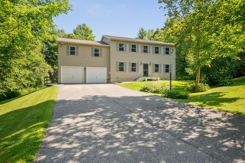 28 Old Farm Rd, Jericho, VT, 05465-2530 | Card Image