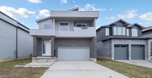 1395 Lawson Rd, London, ON, N6G0V4 | Card Image
