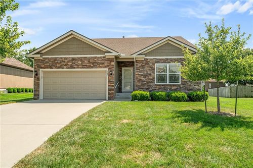 765 S Elm St, Gardner, KS, 66030-1641 | Card Image