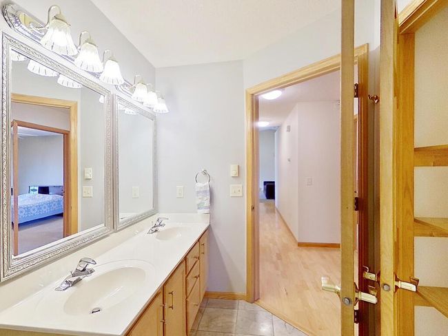 214 Linden Ave W Winsted MN 55395 USA-020-006-bath room-MLS_Size.jpg | Image 20