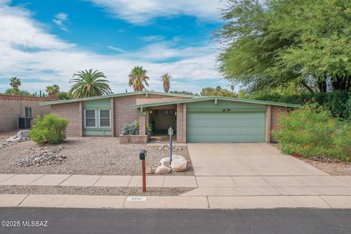 2881 N Essel Dr, Tucson, AZ, 85715-3518 | Card Image