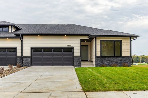 6633 River Bend Dr, Johnston, IA, 50131-1303 | Card Image