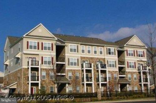13377 Connor Dr, CENTREVILLE, VA, 20120-3049 | Card Image