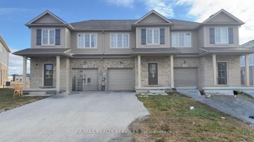 26 Sunflower Pl, Welland, ON, L3B0L3 | Card Image