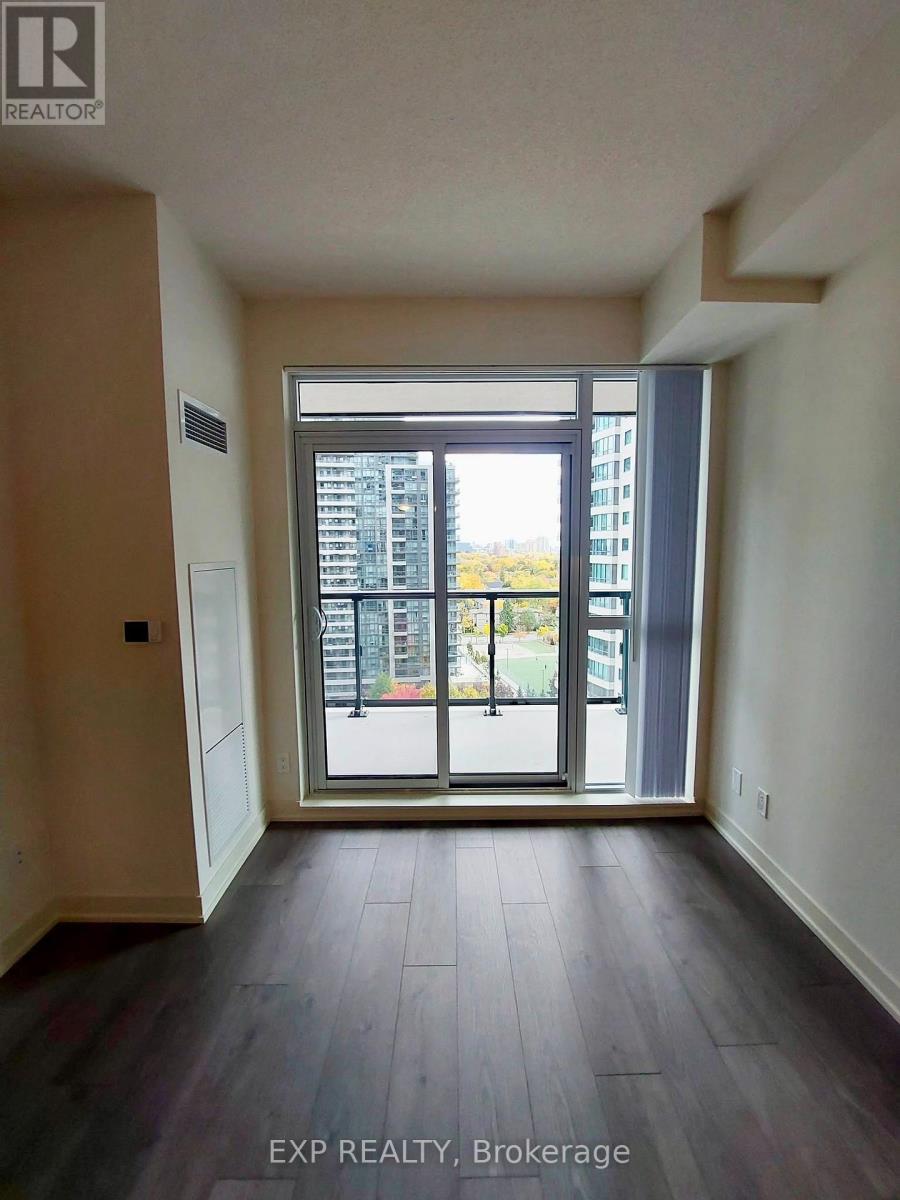 Residential Lease in Toronto (Willowdale East) 5