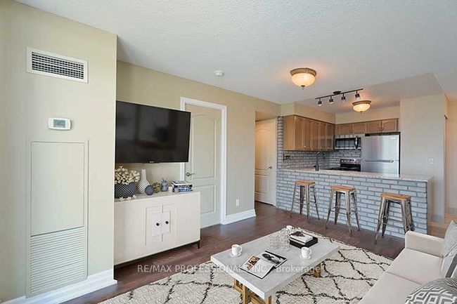 1203 - 2121 Lake Shore Blvd W, Condo with 1 bedrooms, 1 bathrooms and null parking in Etobicoke ON | Image 9