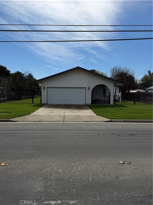 1056 E Alexander Ave, Merced, CA, 95340-2308 | Card Image