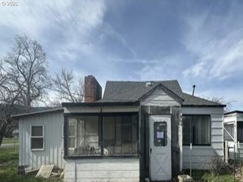 968 S 1st St, Union, OR, 97883-9658 | Card Image
