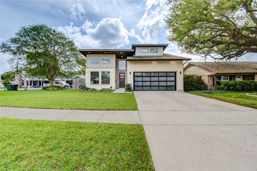 5119 Georgi Ln, Houston, TX, 77092-5509 | Card Image