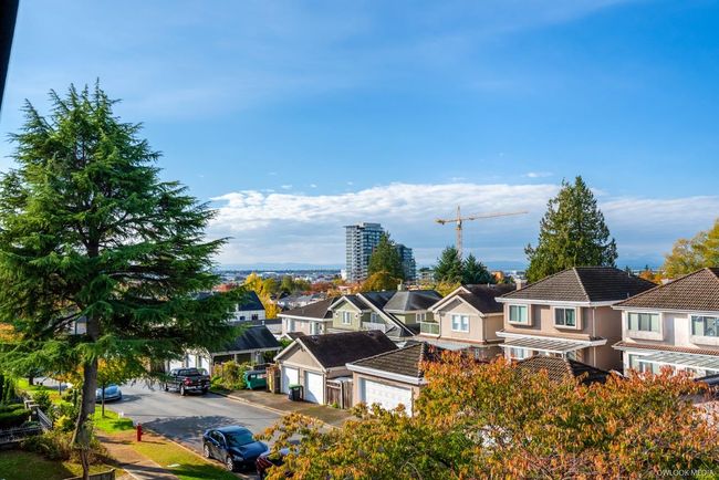 8056 Haig Street, Home with 3 bedrooms, 3 bathrooms and 2 parking in Vancouver BC | Image 14