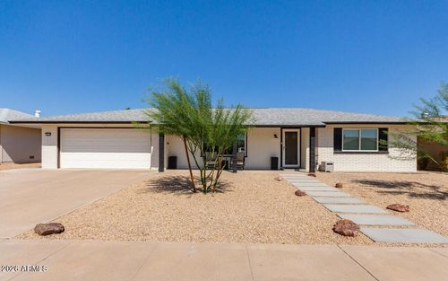 10132 W Oak Ridge Dr, Sun City, AZ, 85351-1241 | Card Image
