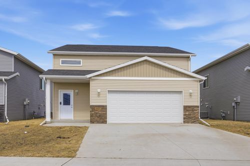 726 Prairie Ave, Horace, ND, 58047-5512 | Card Image