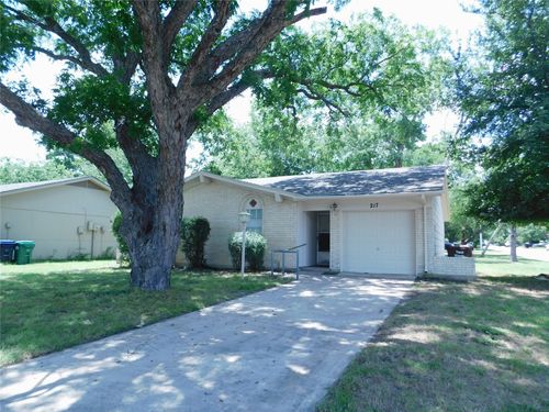 217 Mockingbird Ln, Denton, TX, 76209-4821 | Card Image