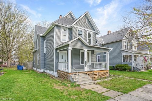 322 W 9th St, Lorain, OH, 44052-1909 | Card Image