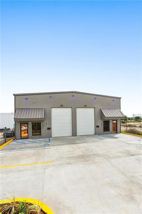 2326 Helena St, Kenner, LA, 70062-5258 | Card Image