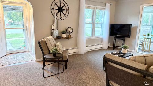 4617 Saint Anthony Rd, Temperance, MI, 48182-2710 | Card Image