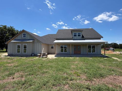 12 Lakeview Cir, Nashville, GA, 31639-6300 | Card Image
