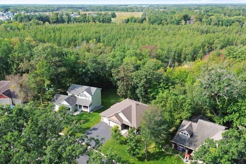 29680 Hidden Forest Blvd, Chisago City, MN, 55013-5088 | Card Image