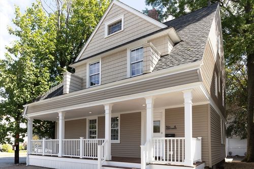 4 Remick Ter, Newton, MA, 02458-1718 | Card Image