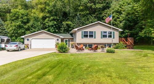 25358 Highway 60, Wabasha, MN, 55981-7608 | Card Image
