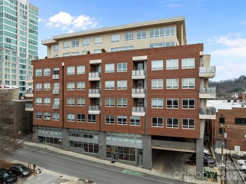 unit-401-12 S Lexington Ave, Asheville, NC, 28801-3324 | Card Image