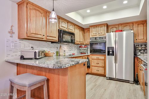310-17404 N 99th Ave, Sun City, AZ, 85373-2019 | Card Image
