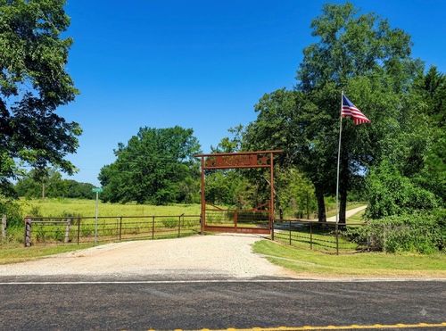 26457 Fm 831, Buffalo, TX, 75831 | Card Image