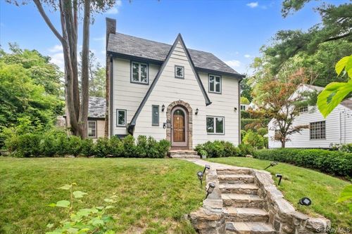 1187 Post Rd, Scarsdale, NY, 10583-2023 | Card Image