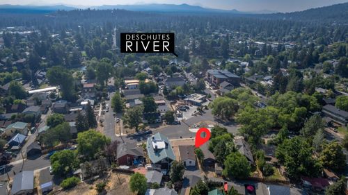266 Nw Riverside Blvd, Bend, OR, 97703-2539 | Card Image