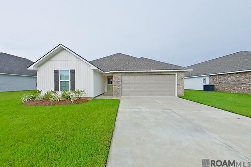 22838 Monterey Ave, Denham Springs, LA, 70726-7363 | Card Image