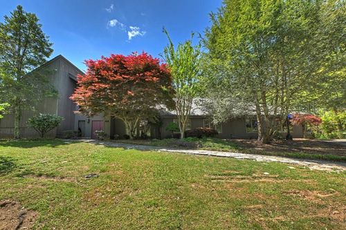 196 Westwoods Dr, Ellijay, GA, 30540-3036 | Card Image