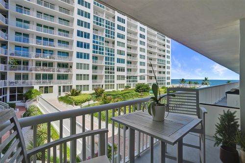 apt-138-5401 Collins Ave, Miami Beach, FL, 33140-2529 | Card Image