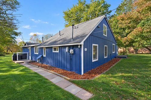3895 Burtch Road, Burtchville Township, MI, 48059 | Card Image