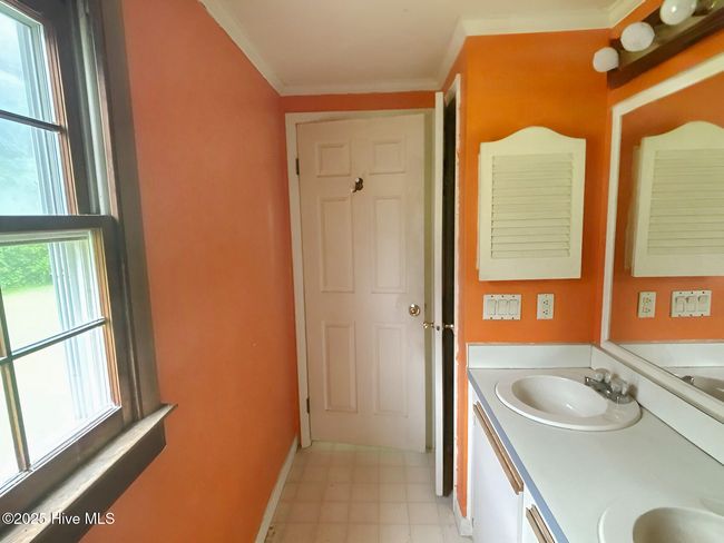 13015 Hobbton Hwy, House other with 4 bedrooms, 2 bathrooms and null parking in Newton Grove NC | Image 13