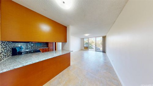 205-2015 Lime St, Honolulu, HI, 96826-3926 | Card Image