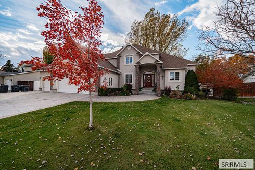 2640 Lone Pine Dr, Idaho Falls, ID, 83404-8307 | Card Image