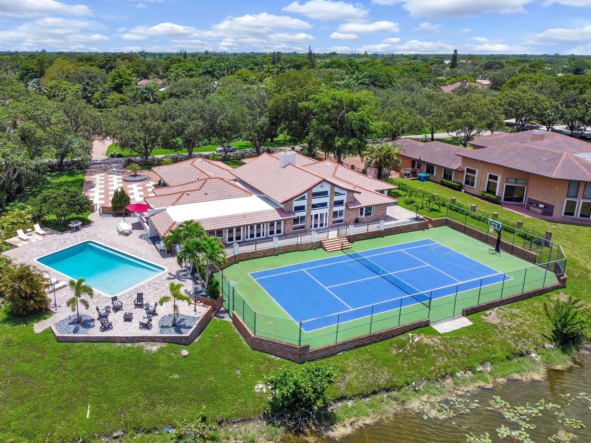 100th Ave, Coral Springs, FL 33065