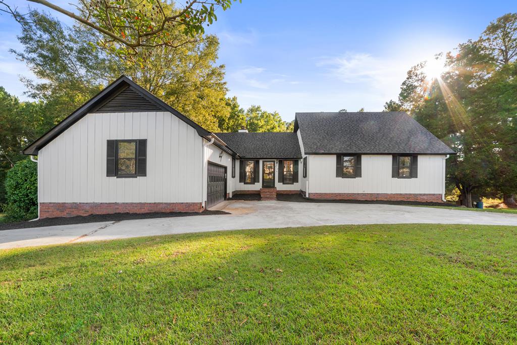 Rucker Dr, Saint Matthews, SC 29135