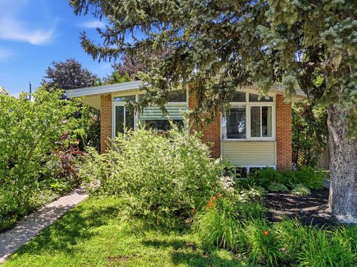 1790 Rue Sun Valley, Laval, QC, H7M3G6 | Card Image