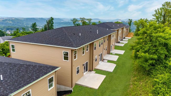 242 Horizon View Rd, Townhouse with 3 bedrooms, 4 bathrooms and 3 parking in Morgantown WV | Image 48