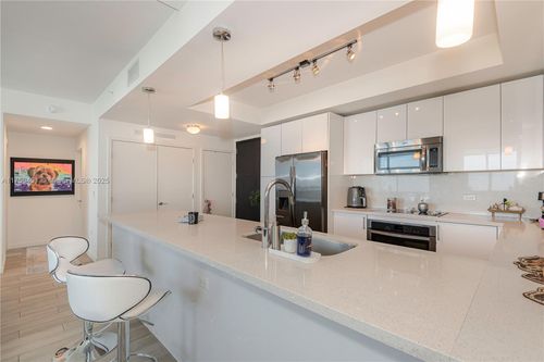 apt-3112-999 Sw 1st Ave, Miami, FL, 33130-3494 | Card Image