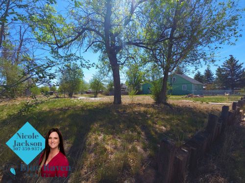 1404 15th St, Wheatland, WY, 82201-2216 | Card Image